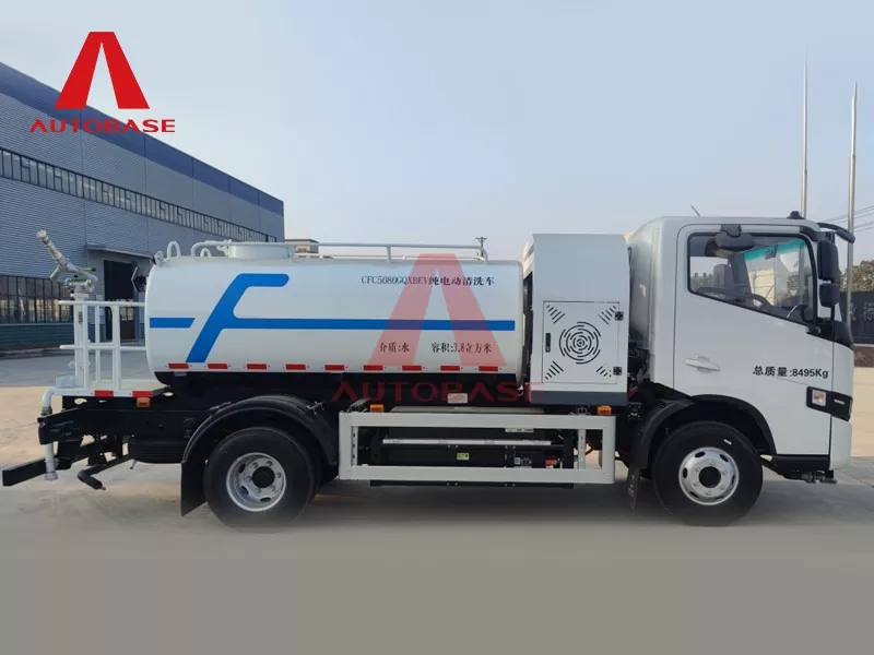 8.5 Tons Cleaning Vehicle