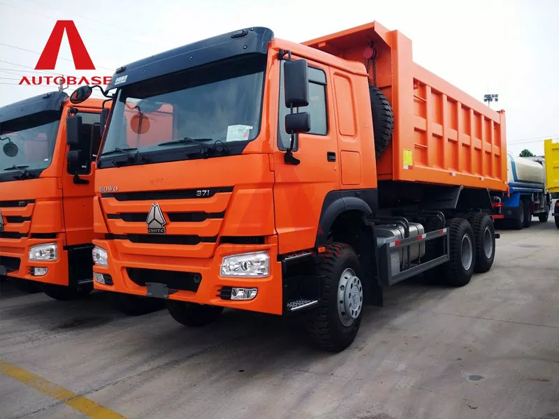 Sinotruk Howo 6 × 4 kippiauto